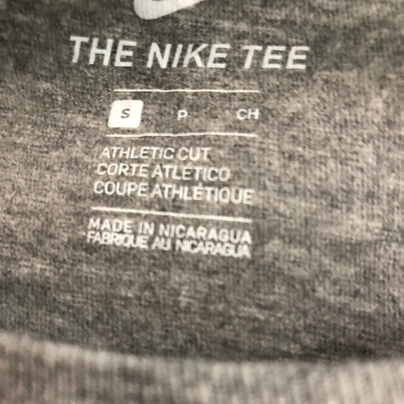 Women’s Athletic Ts - Picture 5 of 8